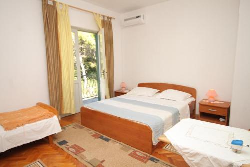 Apartment Pasman 8220a