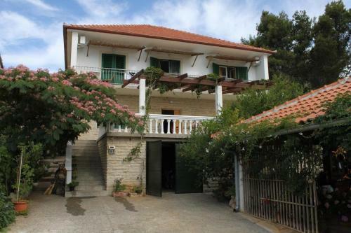 Apartment Pasman 8220a