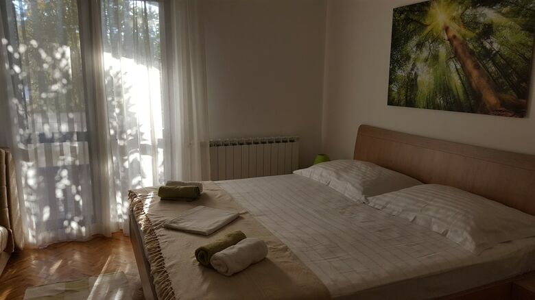 Apartments Ivo