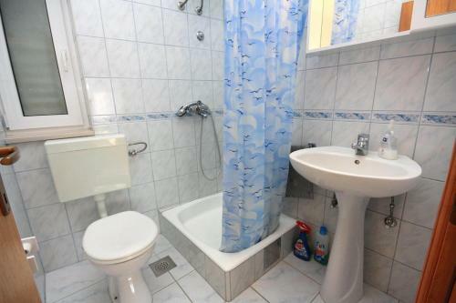 Hostal Apartments By The Sea Povlja (brac) - 5644
