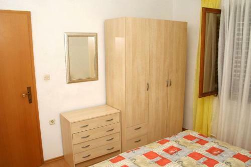 Apartments With A Parking Space Postira (brac) - 2919