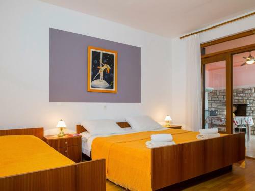 Apartment In Rabac 16742