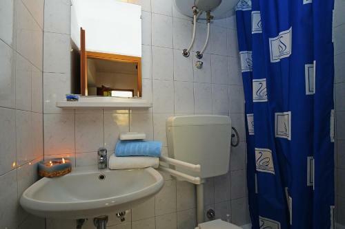 Apartment In Rabac 16742