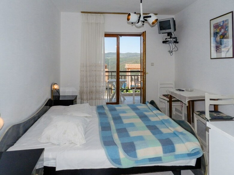 Apartments Josip