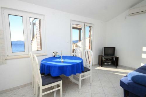Apartment Milna 8946a