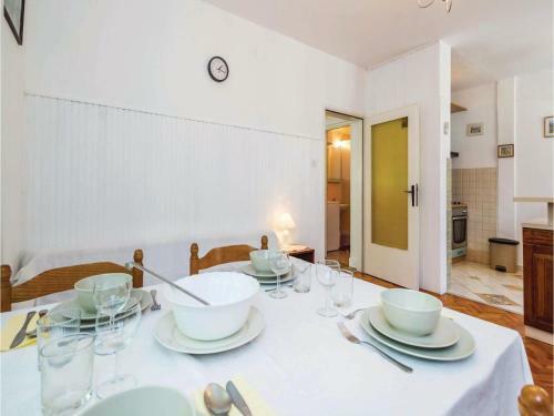 Apartment Creska I