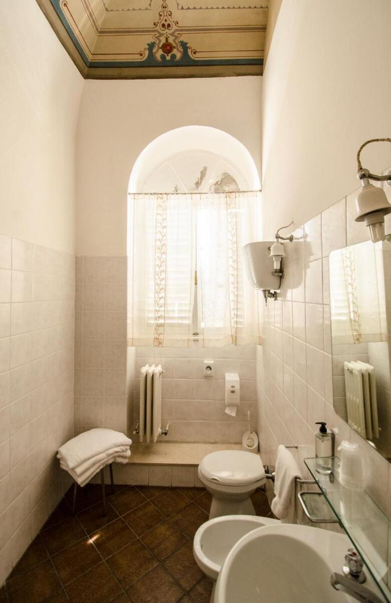 Hotel Iris