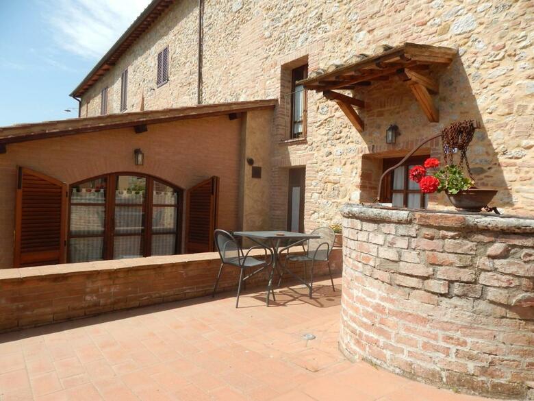 Residencia Fullino Nero