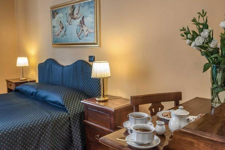 Hotel Caracciolo