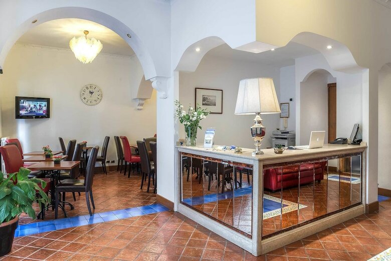 Hotel Caracciolo