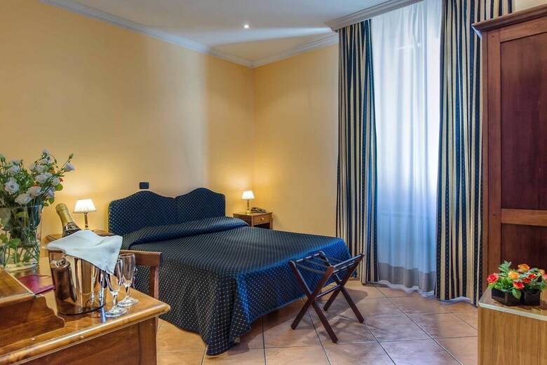 Hotel Caracciolo