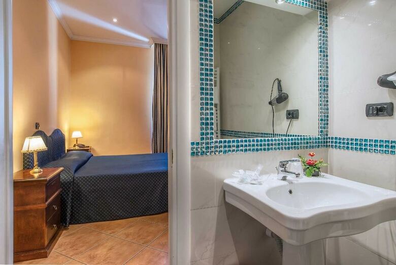 Hotel Caracciolo