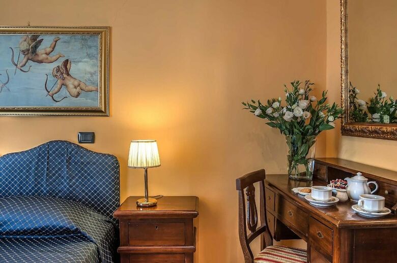 Hotel Caracciolo