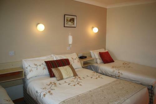 Hostal Corrib Wave Guesthouse
