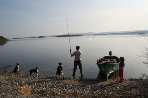 Hostal Corrib Wave Guesthouse