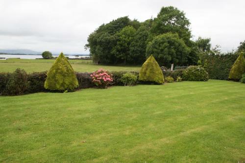 Hostal Corrib Wave Guesthouse