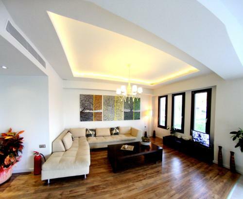 Aura Boutique Hotel