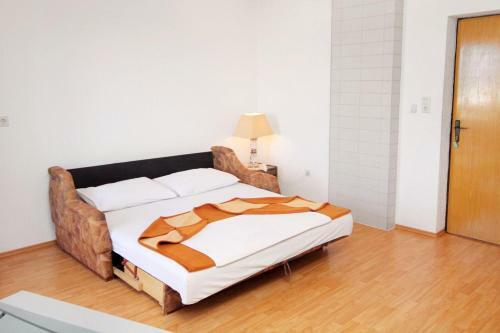 Hostal Apartments With A Parking Space Senj - 5577
