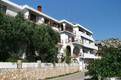 Hostal Double Room Stara Baska 5447f