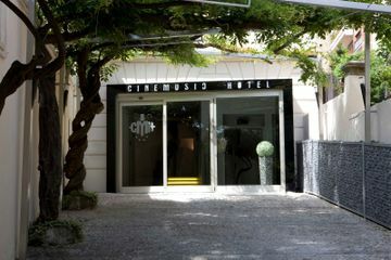 Hotel Cinemusic