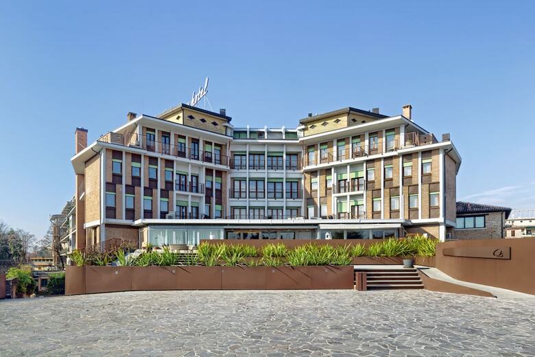 Hotel Carlton