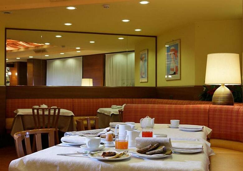 Hotel Carlton