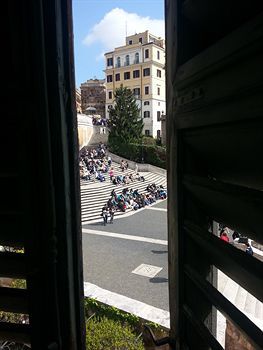 Hotel Piazza Di Spagna View