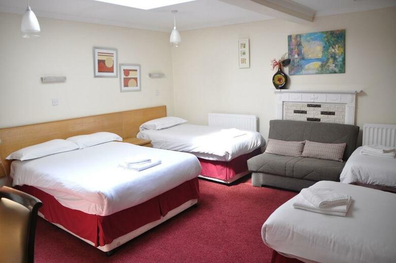 Hotel Barry House