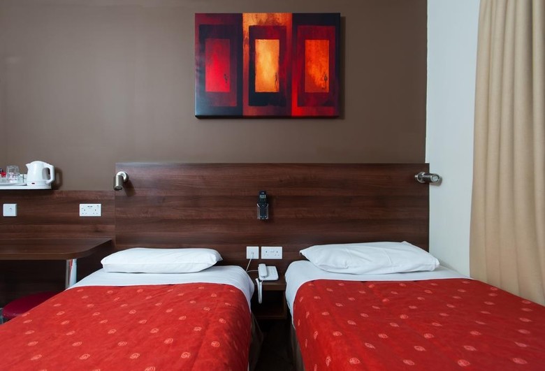 Hotel Marble Arch Inn
