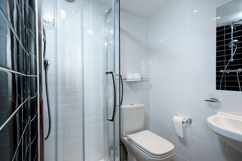 Hotel Marble Arch Inn