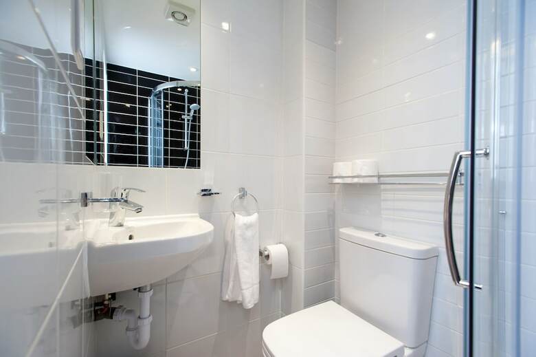 Hotel Marble Arch Inn