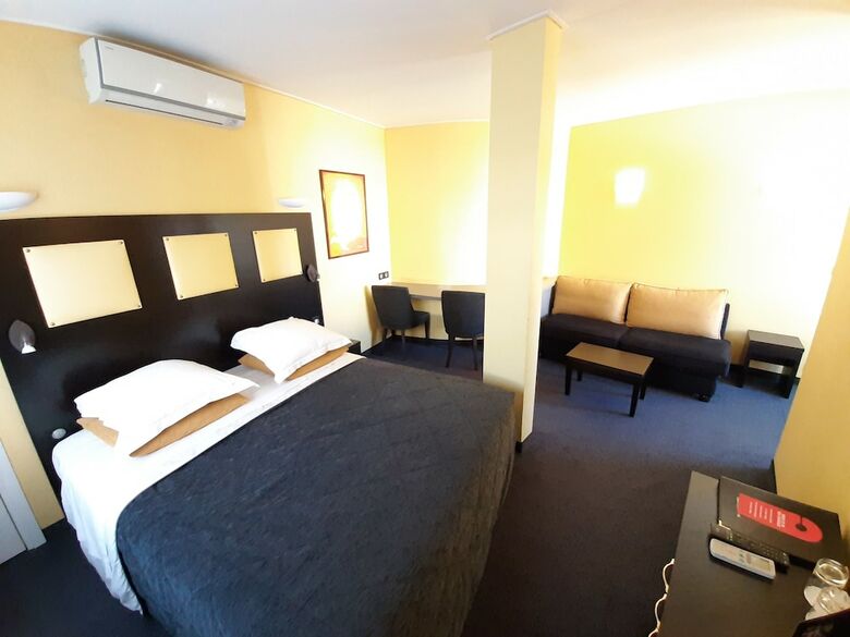 Hotel H�tel De L'olivier