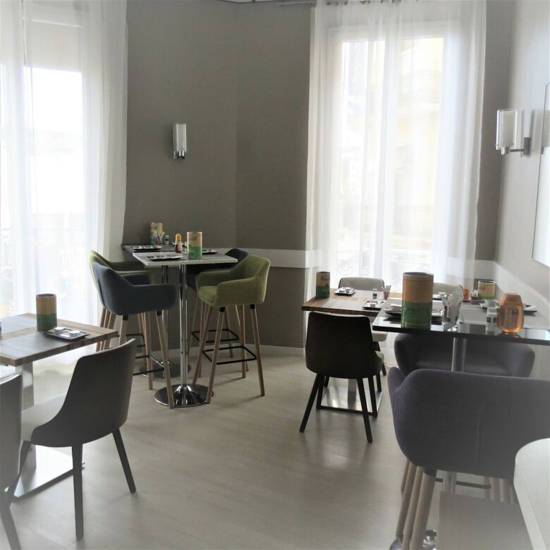 Hotel Amiraut�