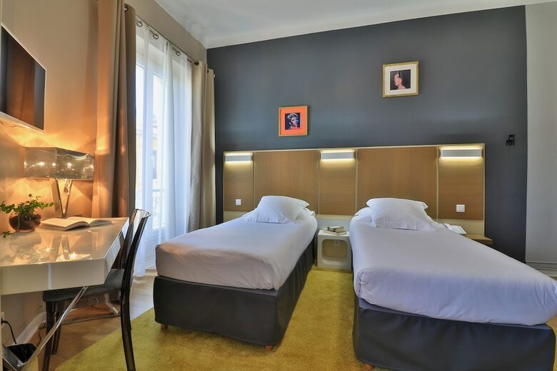 Hotel Amiraut�