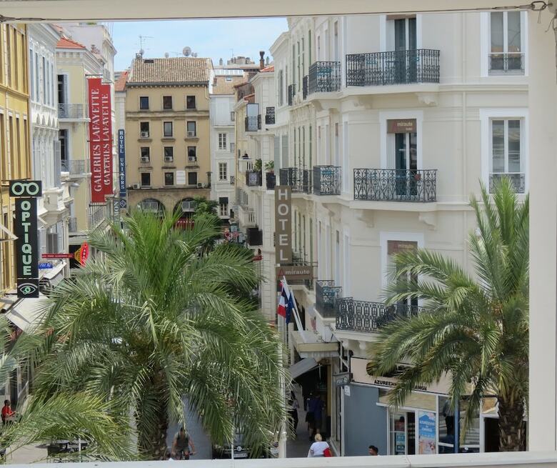 Hotel Amiraut�