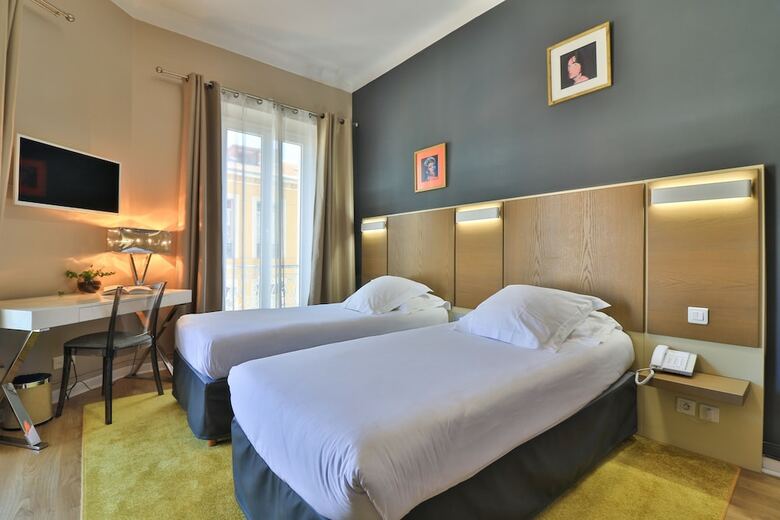Hotel Amiraut�