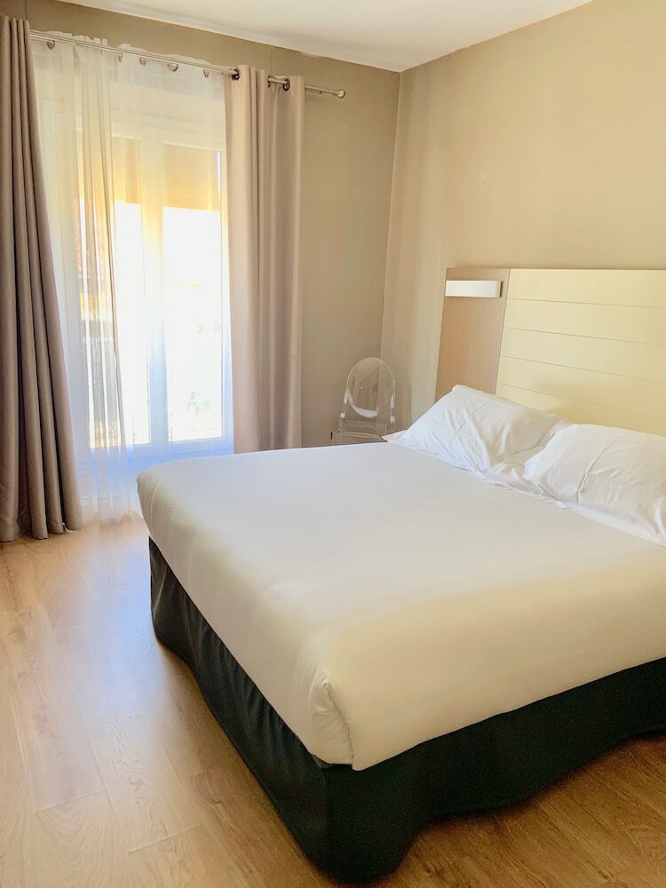 Hotel Amiraut�