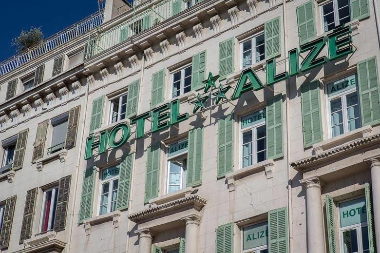 Hotel Aliz�