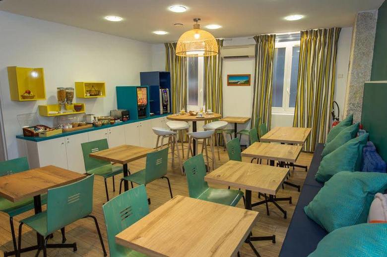 Hotel Aliz�