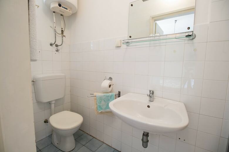 Hostal Rooms Marica