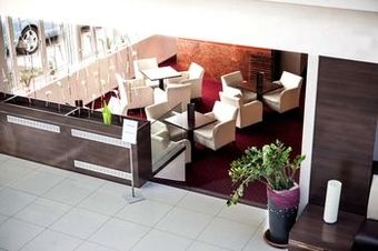 Ce Plaza Hotel