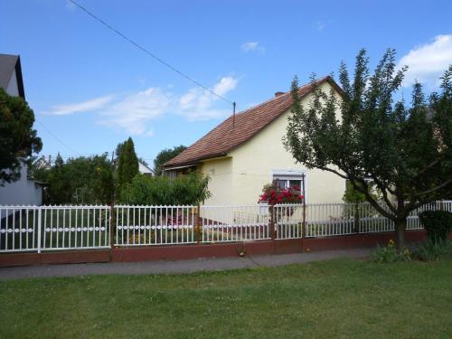 Apartment In Siofok/balaton 19723