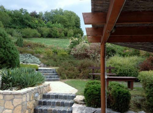 Hostal Nyugalom Szigete Vend�gh�z Szigliget
