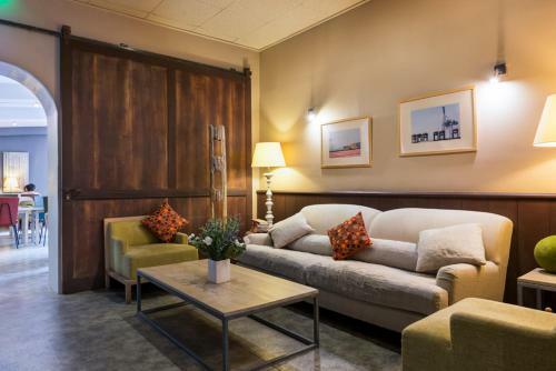 Hotel Logis Edmond Rostand