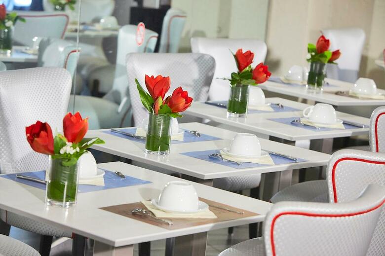 Hotel Kyriad Marseille Centre Paradis Prefecture