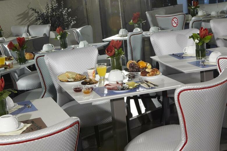 Hotel Kyriad Marseille Centre Paradis Prefecture