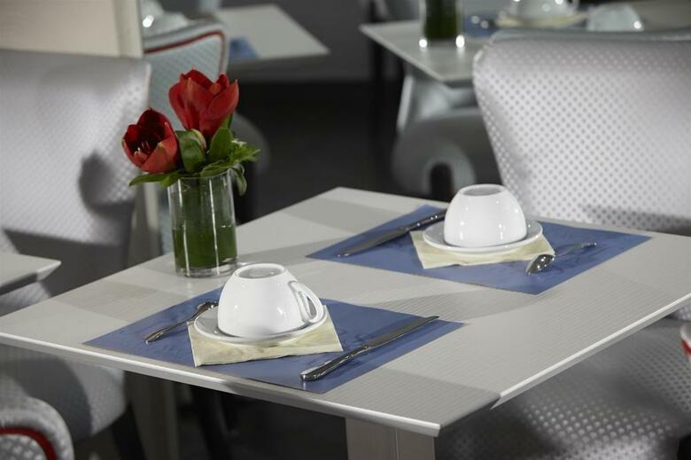 Hotel Kyriad Marseille Centre Paradis Prefecture