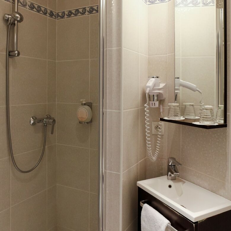 Hotel H�tel Du Dauphin