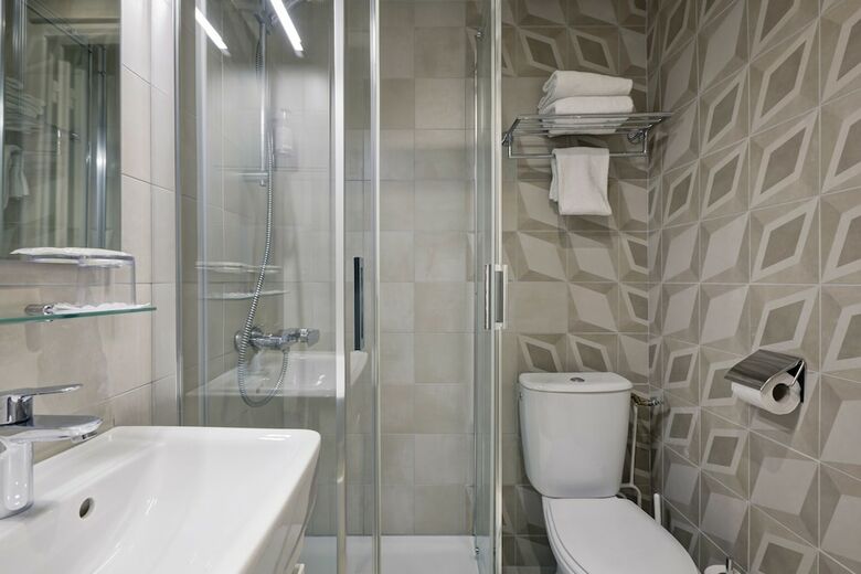 Hotel H�tel Du Dauphin