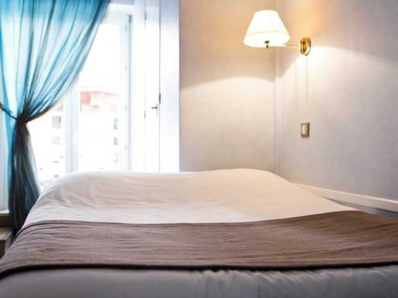 Hotel H�tel Du Dauphin